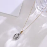 Pear of Starlight Pendant | 18K Waterfall-Inspired Diamond Pendant with Diamond Halo（Pendant Only）