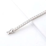Timeless Treasur eElegant Round Cut White Gold Moissanite Bracelet