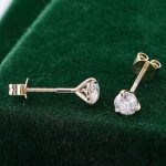 Exquisite Moissanite Round Cut solitaire Stud Earrings