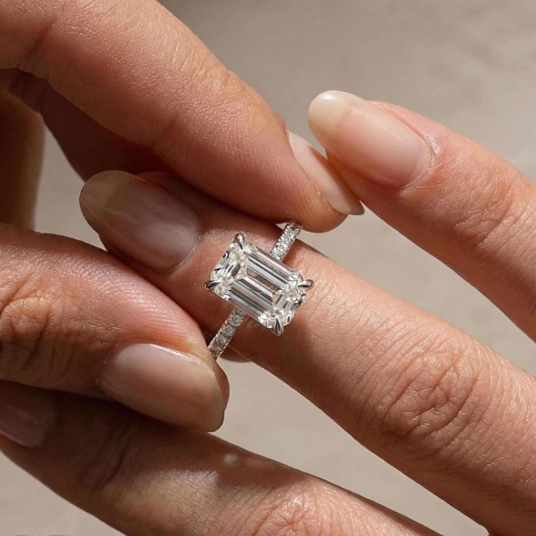 03-5 S925 Classic Emerald Cut Women's Engagement Ring In White Gold - Image 1