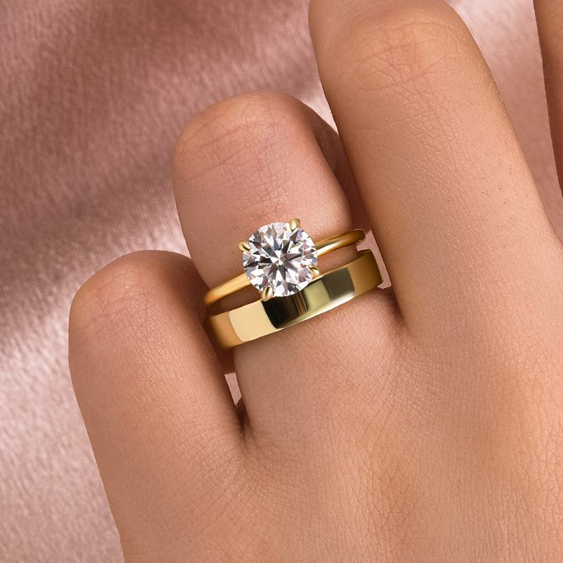 1-26 S925 Maxine Moissanite 2.0 Carat Round Cut Yellow Gold Wedding Ring Set With Wide Wedding Band - Image 1