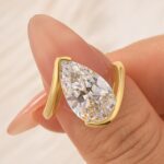 S925 4.5Ct Pear Cut Yellow Gold Engagement Ring For Woman