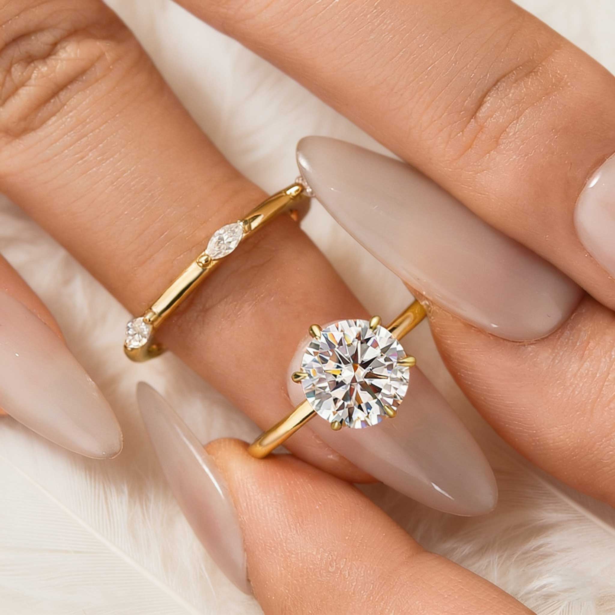 1-291 S925 Moissanite 2.0Ct 6 Prong Solitaire Round Cut Engagement Ring with Marquise Cut Wedding Band - Image 1