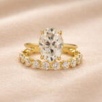 Moissanite 4.0Ct Hidden Halo Oval Cut Yellow Gold Engagement Ring with 1.5Ct Round Cut Wedding Band - Image 4