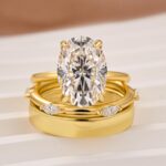 S925 Moissanite 3PC 5.5Ct Oval Cut Yellow Gold Wedding Ring Set For Women - Image 3