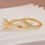 Moissanite 3.0Ct Channel Set Round Cut Curved Wedding Ring Set - Image 4
