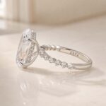 S925 5.0Ct Oval Cut Side Stone Yellow Gold&White Gold Engagement Ring For Woman - Image 7