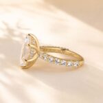 S925 White &Green Moissanite 3.0 Ct Marquise Cut Side Stone Yellow Gold Engagement Ring - Image 5