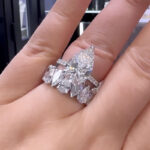 S925 Maxine Captivating Pear Cut Wedding Ring Set