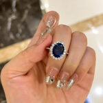 S925 Luxurious Halo 4.5Ct Oval Cut Red/Blue/Green Sapphire Engagement Ring In Sterling Silver - Image 7