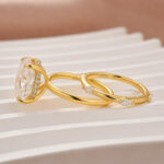 S925 Moissanite 5.5Ct Solitaire Oval Cut Engagement Ring with Marquise Cut Wedding Band - Image 4