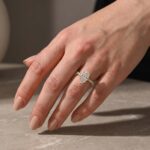 S925 White &Green Moissanite 3.0 Ct Marquise Cut Side Stone Yellow Gold Engagement Ring - Image 2