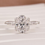 S925 Moissanite 2.5Ct Oval Cut White Gold Engagement Ring - Image 3