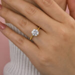S925 Maxine Precious Moissanite 2.0 Carat Round Cut Yellow Gold Engagement Ring For Women - Image 2