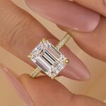 S925 Gorgeous Emerald Cut Engagement Ring For Women In Sterling Silver