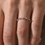 S925 Maxine Moissanite 0.2 Ct Round Cut Women's Wedding Band - Image 2