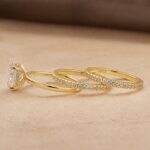 S925 Moissanite Solitaire 2.0 Ct Oval Cut Yellow Gold Wedding Ring Set - Image 4