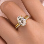 S925 Maxine Moissanite 4.0 Ct Hidden Halo Solitaire Oval Cut Wedding Ring - Image 2