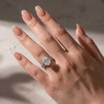 S925 Moissanite Solitaire 5.5Ct Oval Cut Wedding Ring Set With Round Cut Wedding Band - Image 7