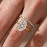 S925 Moissanite Solitaire 5.5Ct Oval Cut Wedding Ring Set With Round Cut Wedding Band