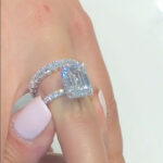 S925 Maxine Luxurious Emerald Cut Wedding Ring Set In Sterling Silver - Image 3