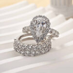 S925 3PC Classic 3.0 Carat Halo Pear Cut Wedding Ring Set In Sterling Silver - Image 3