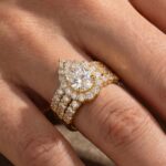 S925 3PC Classic 3.0 Carat Halo Pear Cut Wedding Ring Set In Sterling Silver - Image 5