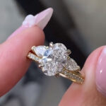 S925 Maxine Unique Oval Cut Insert Wedding Ring Set For Women In Sterling Silver - Image 2
