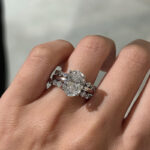 S925 Moissanite 5.5Ct Hidden Halo Oval Cut Engagement Ring with 1.5 Ct Round Cut White Gold Anniversary Ring - Image 2