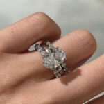 S925 Moissanite 5.5Ct Hidden Halo Oval Cut Engagement Ring with 1.5 Ct Round Cut White Gold Anniversary Ring - Image 4