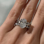 S925 Moissanite 5.5Ct Hidden Halo Oval Cut Engagement Ring with 1.5 Ct Round Cut White Gold Anniversary Ring - Image 3