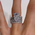 S925 4PC 4.5Ct Radiant Cut Wedding Ring Set With Classic Wedding Bands - Image 3