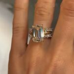 S925 3PC 5.0Ct Emerald Cut Wedding Ring Set With 2PC Open Wedding Bands - Image 2