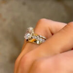 S925 3PC 4.0Ct Oval Cut Hidden Halo Wedding Ring Set Promise Rings For Her - Image 2