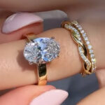 S925 Sterling Silver 3PC Solitaire 6.0Ct Oval Cut Engagement Ring with Twist&Half Eternity Thin Wedding Band - Image 2