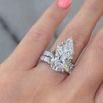 2PC 5.0Ct Pave Pear Cut Classic White Gold Wedding Ring Set - Image 2