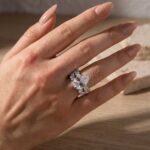 S925 2PC 5.0Ct Side Stone Pear Cut Engagement Ring with Pear Cut Wedding Band - Image 3