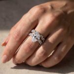 S925 2PC 5.0Ct Side Stone Pear Cut Engagement Ring with Pear Cut Wedding Band - Image 2