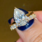 S925 4.0Ct solitaire Pear Cut Engagement Ring in Sterling Silver With Wedding Band