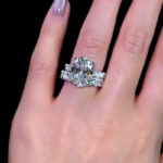 S925 Luxe 4.0Ct Oval Cut Engagement Ring in Sterling Silver with Wedding Band - Image 3