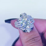 S925 Luxurious 4.0Ct Round Cut Engagement Ring in Sterling Silver with Crown Shaped Insert Wedding Band - Image 2