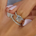S925 2.5 Carat Cushion Cut Bridal Wedding Ring Set Travel Ring With Half Eternity Wedding Band