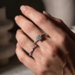 S925 Moissanite Twist 1.0Ct Round Cut 2PC Engagement Ring with 0.22Ct Round Cut Wedding Band - Image 4
