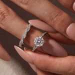 S925 Moissanite Twist 1.2Ct Round Cut 18K White Gold Pave Engagement Ring with Twist Wedding Band - Image 2