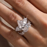 S925 Three Stone Luxury 8.0 Ct Pear Cut Engagement Ring with Stunning Full Pear Cut Women's Wedding Band