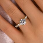 S925 Maxine Moissanite 2.0 Carat Round Cut Engagement Ring in Sterling Silver - Image 3