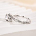S925 Flower Design Moissanite 1.0 Carat Round Cut Engagement Ring - Image 4