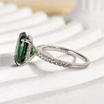 S925 Classic Oval Cut Emerald Green Simulated Diamond Engagement Ring - Image 5