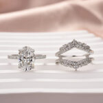 S925 Moissanite 4.0 Ct Oval Cut Insert Wedding Ring Set With Jacket Stack Wedding Band - Image 6