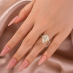 S925 Moissanite 2.5 Ct Halo Pear Cut Yellow Gold Travel Ring - Image 3